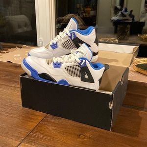 Jordan 4 “Motor sports”